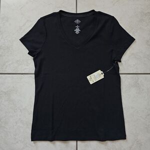 Brand NEW St. John's Bay Black  Short Sleeve V-Neck Essential Tee